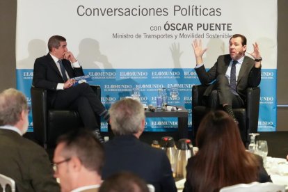 Club de prensa de El Mundo 'Conversaciones políticas con Óscar Puente'