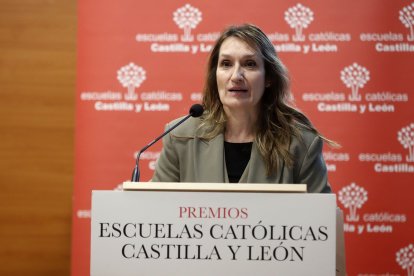 La consejera de Educación, Rocío Lucas, durante la entrega de los Premios Escuelas Católicas Castilla y León 2024