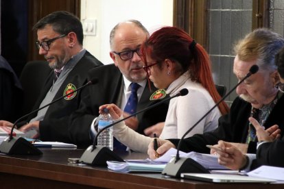 Una de los acusadas por la muerte violenta de una prostituta en Cembranos en 2021 llega a la Audiencia Provincial de León