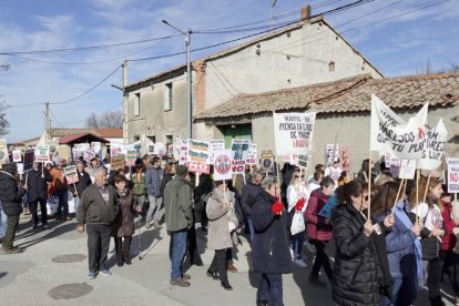 La Plataforma ciudadana de Pinarejos y de la comarca oeste se manifiesta contra la planta de biometano. ICAL