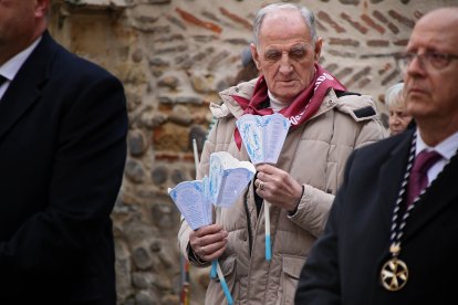 La Hospitalidad de Nuestra Señora de Lourdes de León en la procesión de antorchas.