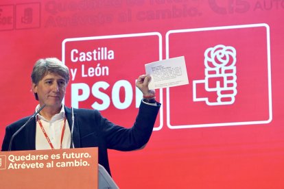 Segunda jornada del 15 Congreso del PSOECyL celebrado en Palencia