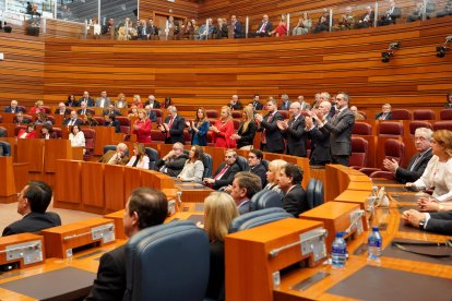 Celebración en las Cortes del 42 aniversario del Estatuto de Autonomía.