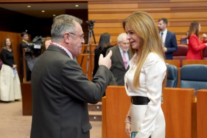 Celebración en las Cortes del 42 aniversario del Estatuto de Autonomía.