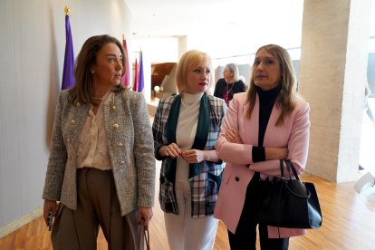 Celebración en las Cortes del 42 aniversario del Estatuto de Autonomía.