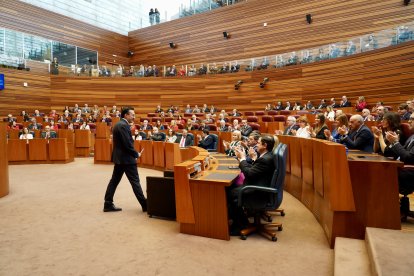 Celebración en las Cortes del 42 aniversario del Estatuto de Autonomía.