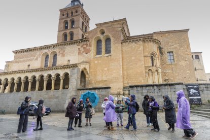 Concentración y actividades en la Plaza de San Martín de Segovia