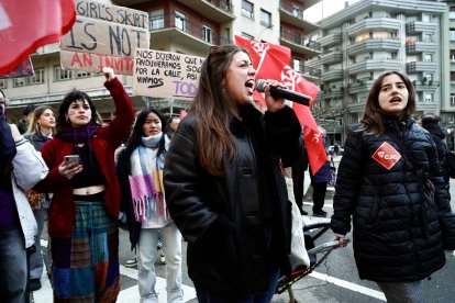 Manifestación convocada por la Comisión 8M de León