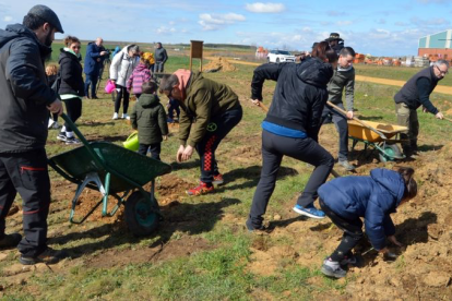 Los vecinos apoyando el proyecto.
