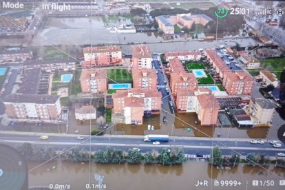 La capital abulense se encuentra anegada por el agua.