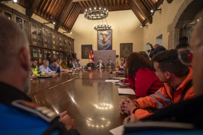 El presidente de la Junta de Castilla y León, Alfonso Fernández Mañueco, visita Ávila para realizar un seguimiento de la situación provocada por las inundaciones.
