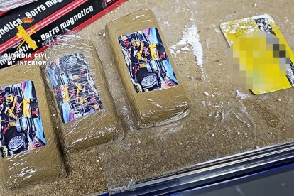 Imágenes de la droga incautada en Aranda de Duero.