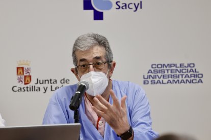 Uno de los pacientes en el Hospital de Salamanca.