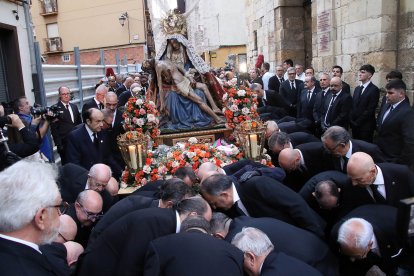 Procesión de La Morenica en León, que acortó el recorrido