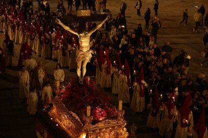 Un momento de la Procesión del Cristo de las Injurias
