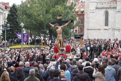 Procesión del Santísimo Cristo de la Preciosísima Sangre y María Santísima de la Caridad en Valladolid
