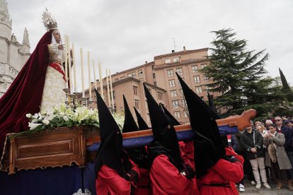 Procesión del Santísimo Cristo de la Preciosísima Sangre y María Santísima de la Caridad en Valladolid