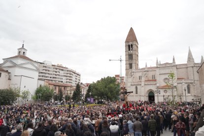 Procesión del Santísimo Cristo de la Preciosísima Sangre y María Santísima de la Caridad en Valladolid