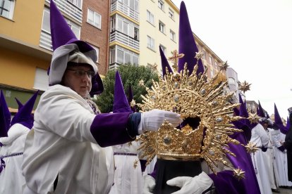 Procesión del Encuentro organizada por la Real Hermandad de Jesús Divino Obrero de León.