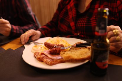 2 y pingada, comida típica del Domingo de Resurrección en Zamora
