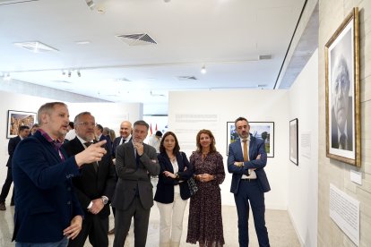 Un momento de la exposición de las Cortes de Castilla y León sobre José Jiménez Lozano.
