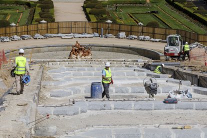 Patrimonio Nacional inicia el programa ‘Abierto por restauración’ en la Fuente de La Cascada del Palacio Real de La Granja (Segovia)