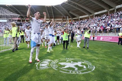 La Cultural y Deportiva Leonesa asciende a Segunda División.