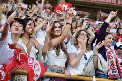 La Cultural y Deportiva Leonesa asciende a Segunda División.