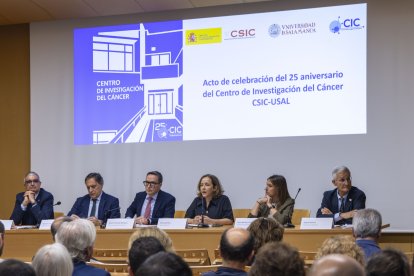 Acto conmemorativo del 25 aniversario del Centro de Investigación del Cáncer