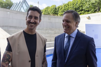 El rector de la Usal Juan Manual Corchado, el alcalde de la capital charra, Carlos García Carbayo; el viceconsejero de Economía y Competitividad de la Junta de Castilla y León, Carlos Martín Tobalina; y el CEO de Copernion, Juan Manuel Barrionuevo atienden a los medios antes de la inauguración de Salamanca Tech Summit.