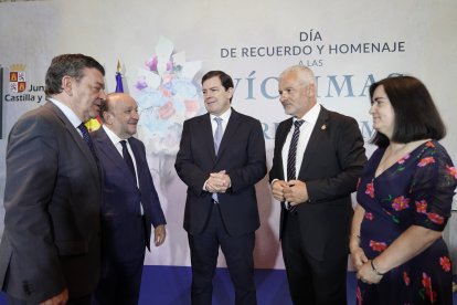 El presidente de la Junta de Castilla y León, Alfonso Fernández Mañueco, participa en los actos conmemorativos del Día de Recuerdo y Homenaje a las Víctimas del Terrorismo de Castilla y León.
