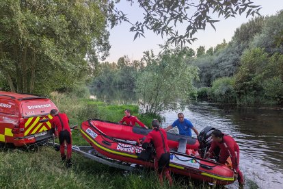 Búsqueda en el río Águeda en Salamanca