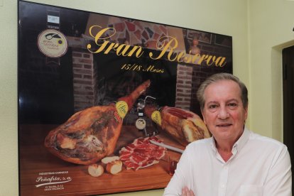 La empresa de Alfonso Peña especializada en la elaboración de jamones serranos y productos ibéricos