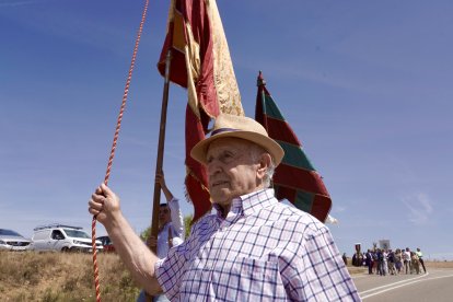 Celebración de la XXXII Fiesta de la Sobarriba, con la procesión de los Santos Patronos de cada localidad del municipio de Valdefresno