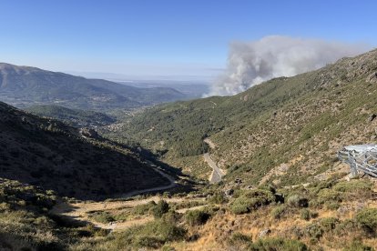 Incendio en Mombeltrán declarado Nivel 2