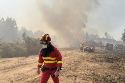 Incendio en Mombeltrán declarado Nivel 2