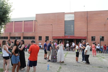 Evacuadas tres localidades del norte de Palencia por incendio