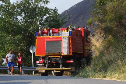 El incendio de Anllares (León), que afecta al Valle de Fornela