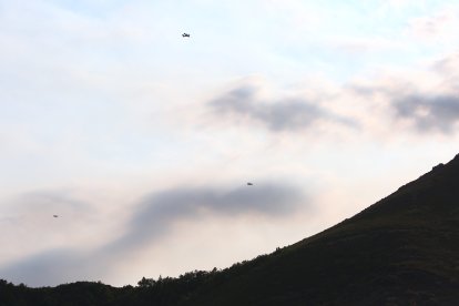 El incendio de Anllares (León), que afecta al Valle de Fornela