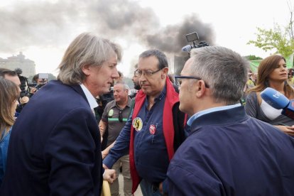 Concentración en las Cortes de Castilla y León de forestales por los incendios de la región
