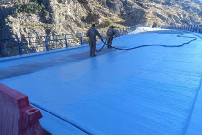 Viaducto de la Cueva del Maragato de la N-502