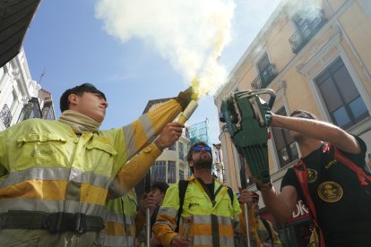 Manifestación para exigir mejoras en el operativo de prevención y extinción de incendios.