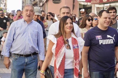 Manifestación para exigir mejoras en el operativo de prevención y extinción de incendios.