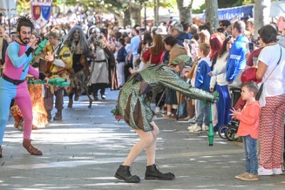 Desfile medieval que recorrió las calles del centro histórico de la ciudad.