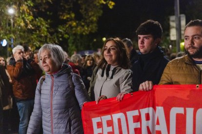 Más de 2.000 personas toman las calles de la capital palentina, en la protesta contra Adif.