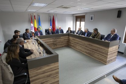 Hermanamiento entre la localidad abulense de Cebreros y la villa asturiana de Vegadeo