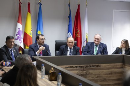 Hermanamiento entre la localidad abulense de Cebreros y la villa asturiana de Vegadeo