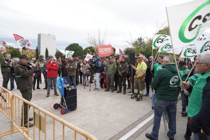 Los sindicatos se concentrarán para exigir mejoras urgentes en el operativo de incendios, coincidiendo con la comparecencia en el pleno del Consejero de Medio Ambiente, Juan Carlos Suárez Quiñones