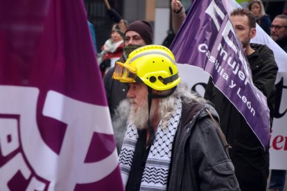 Manifestación en León contra la gestión de los incendios forestales del verano