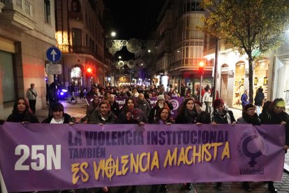 Un momento de las concentraciones en Castilla y León contra la violencia de género.